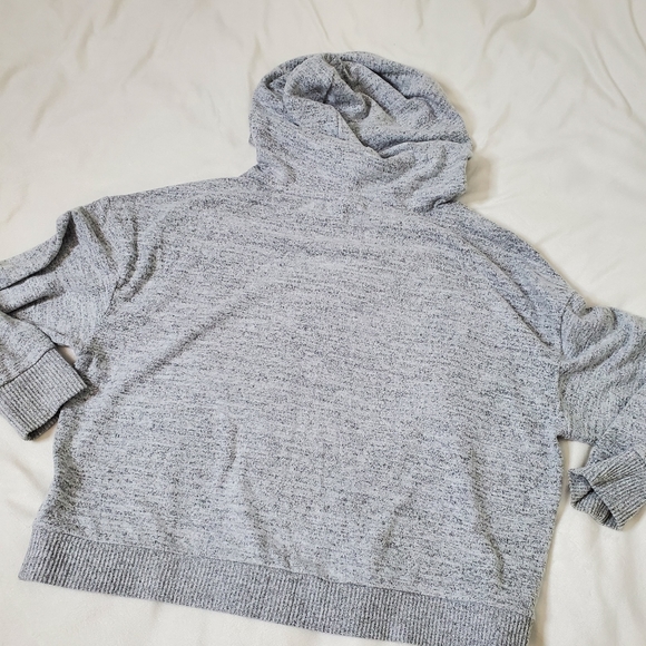 NWOT Gap Soft Spin Cropped Hoodie Size LP - Picture 8 of 13